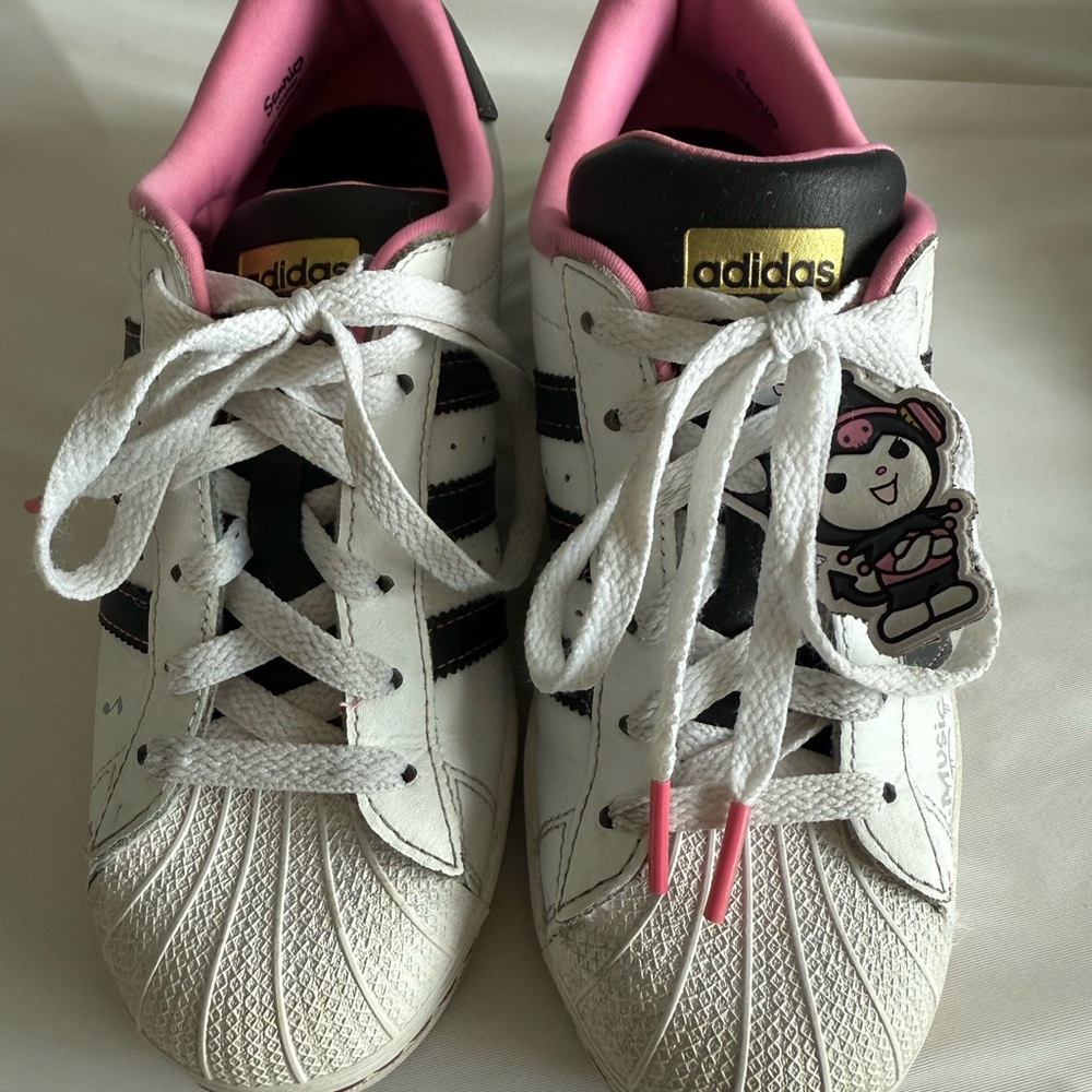 Adidas Kids Hello Kitty “Kuromi” sneakers